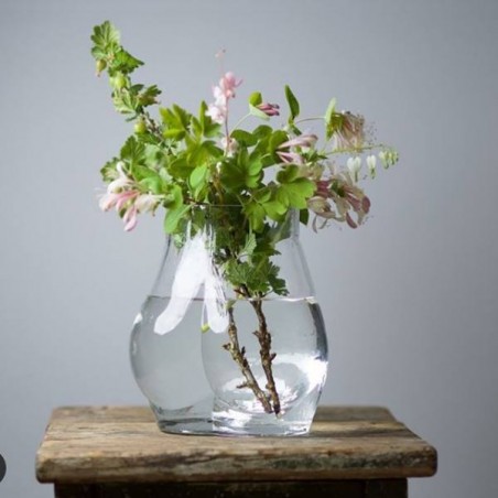 Bum vase