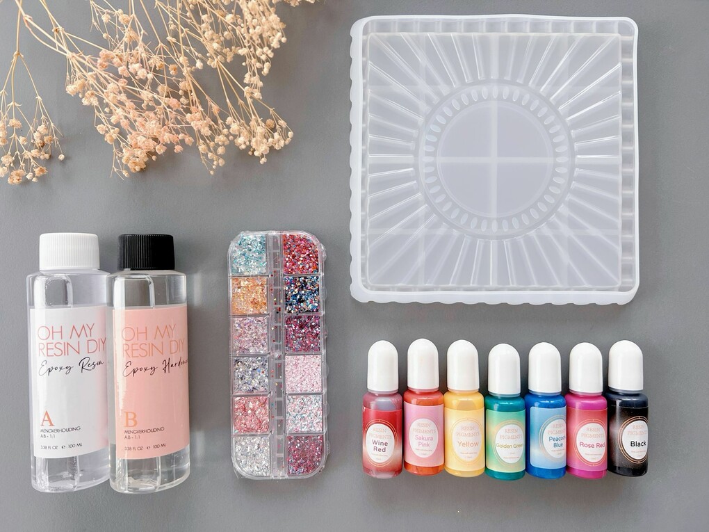 Biwwubik 24 stuks sublimatie-onderzetters, lege MDF-onderzetters met kurkachterkant, warmteoverdrachtsonderzetters voor doe-het-zelf schilderen, kunsthandwerk, 3,9 x 3,9, eenvoudig te gebruiken